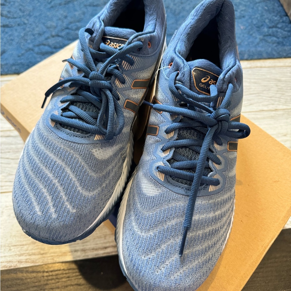 ASICS Gel Nimbus 22 Blue Running Shoes